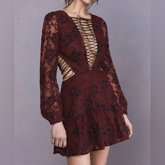 FOR LOVE AND LEMONS | Jolene Lace-Up Burgundy Dress Size S - Host Pick! - Picture 3 of 14